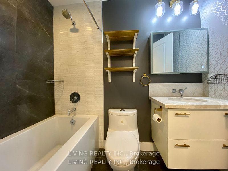 33 Shore Breeze Drive Unit 1607 photo 20