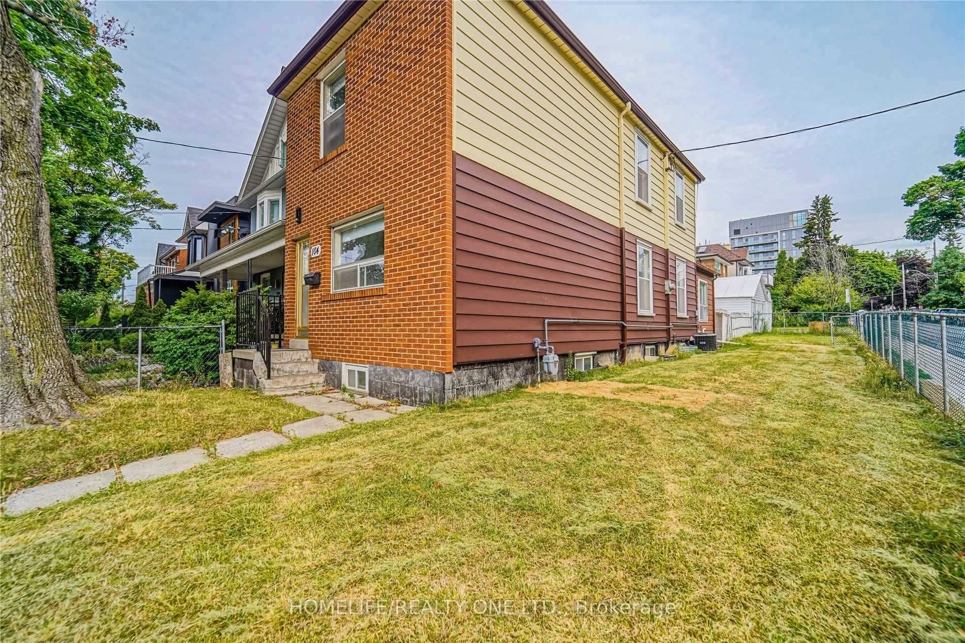 104 Benson Avenue Unit Upper photo 23