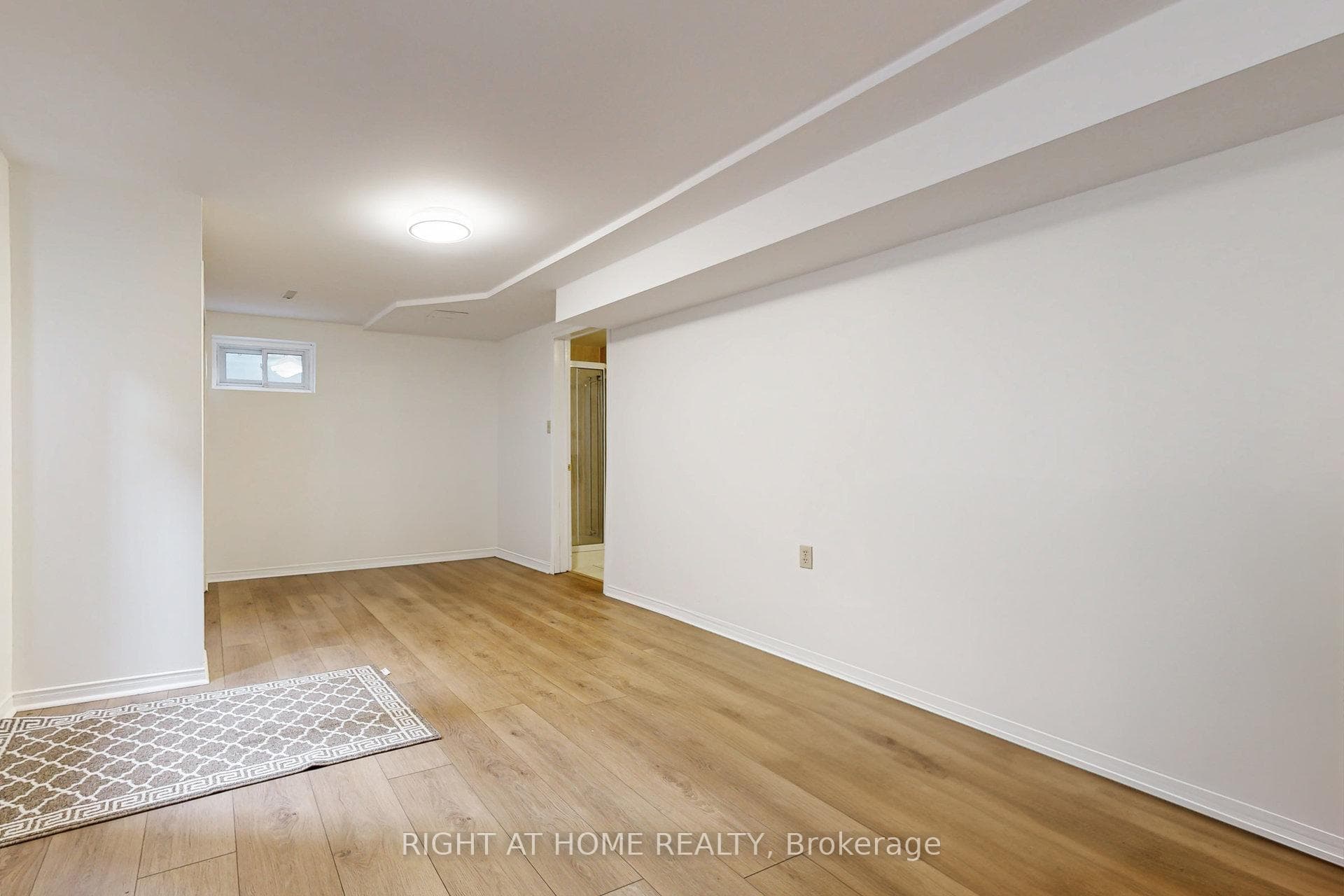 68 Willowbrook Road photo 41