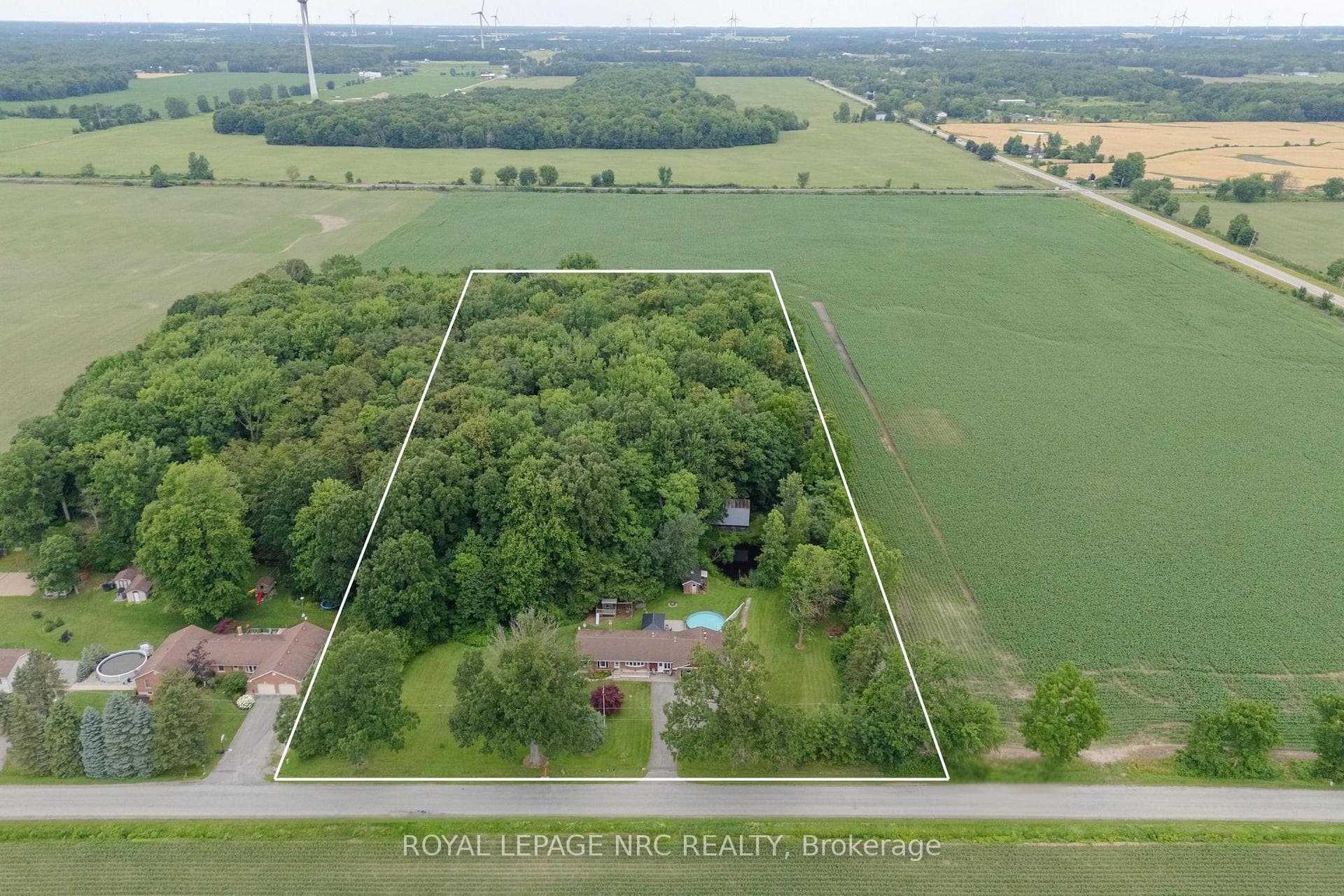 54038 Willford Road photo 32