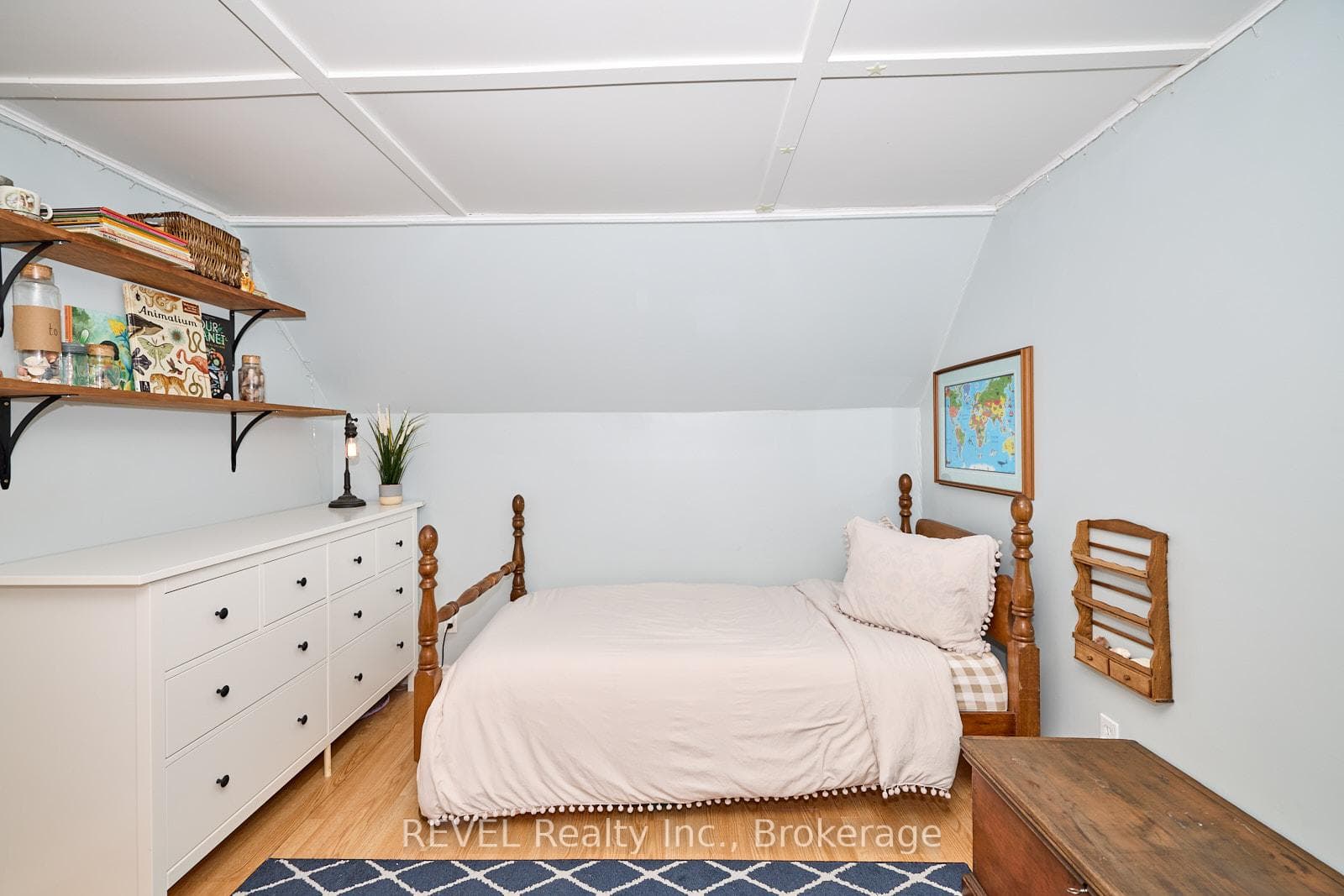 1819 Balfour Street photo 27