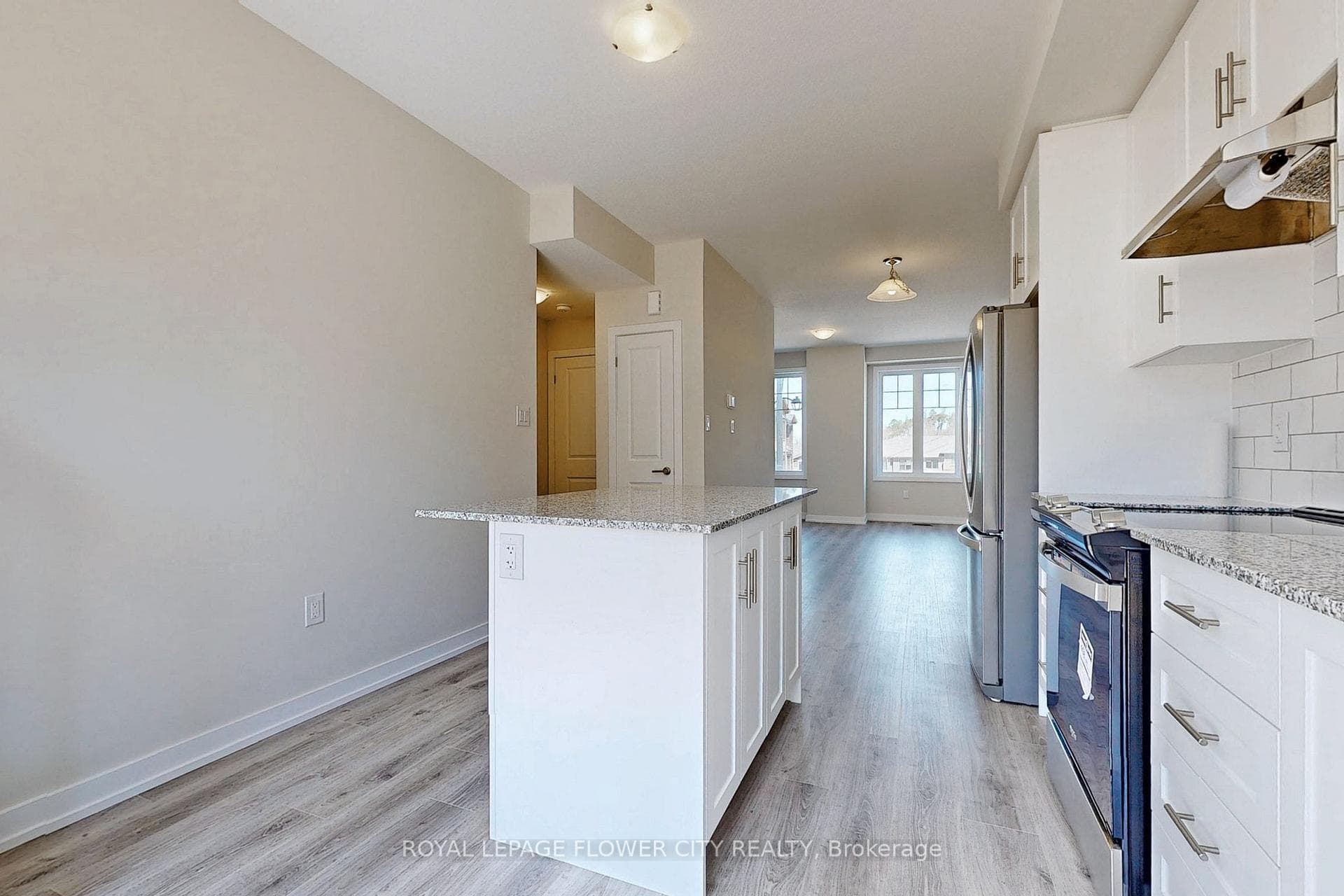 10 Birmingham Drive Unit 107 photo 12