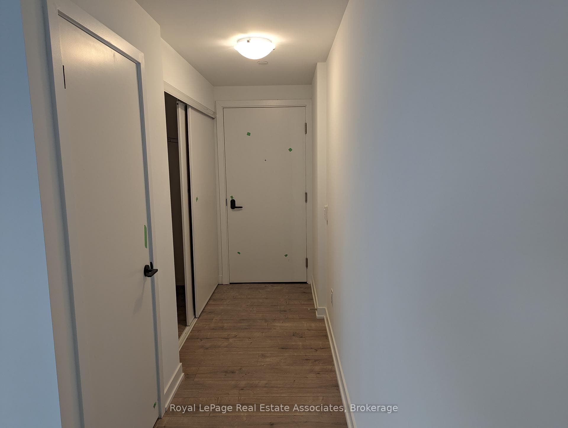 215 Lakeshore Road Unit 447 photo 9