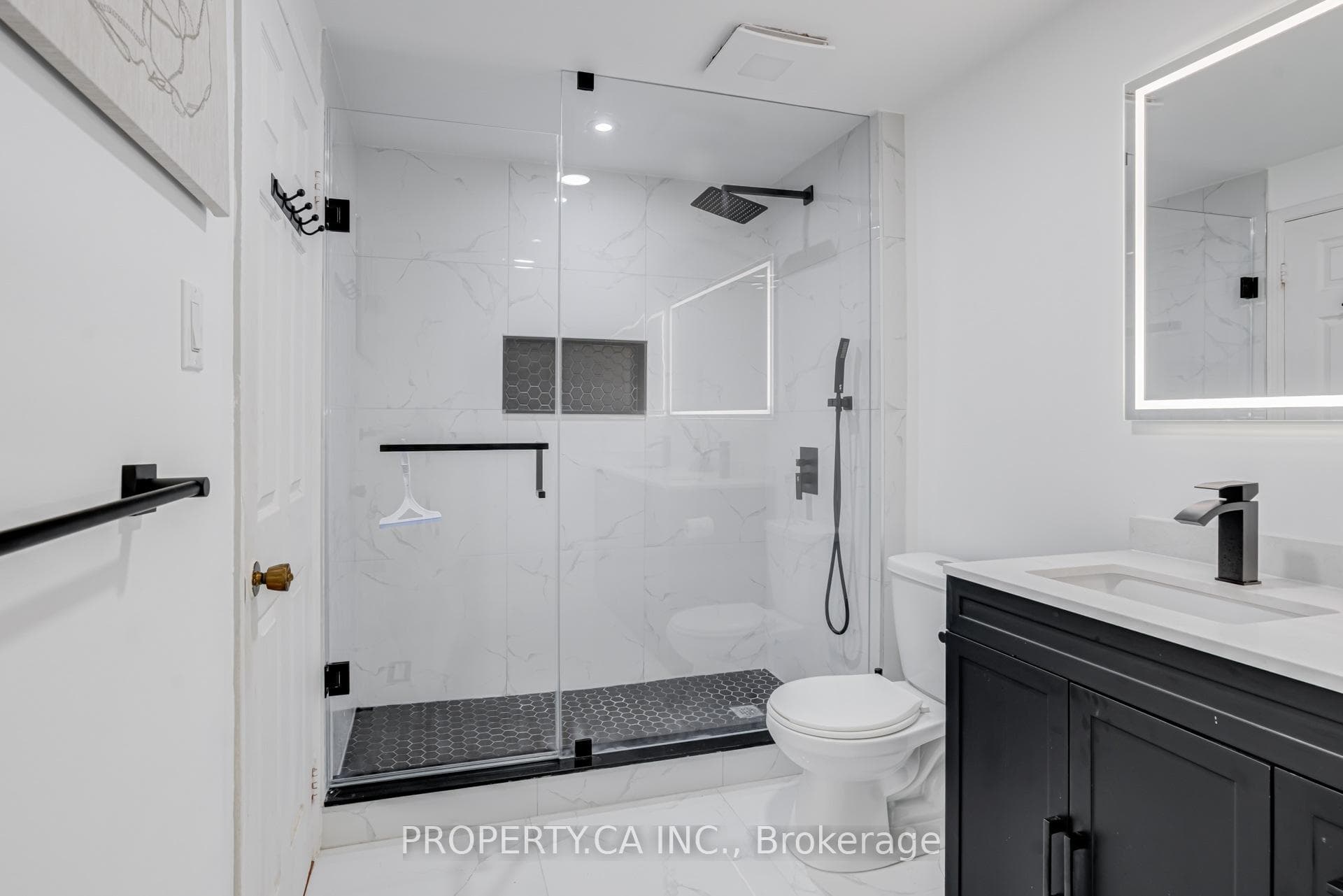 32 Mckinnon Avenue photo 25