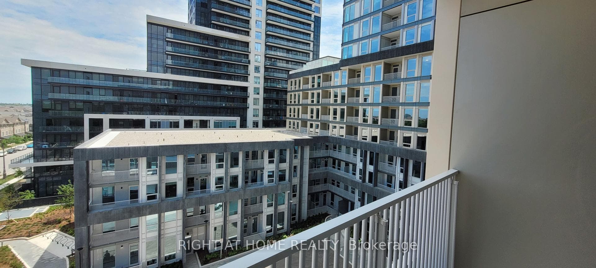 3240 William Coltson Avenue Unit 624 photo 35