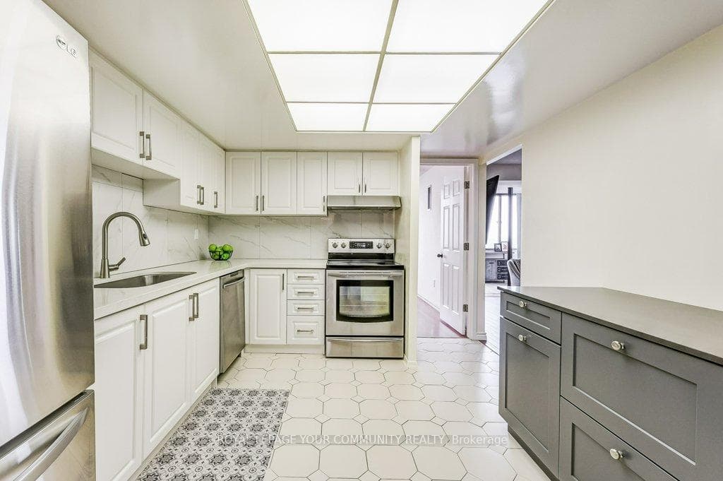 2330 Bridletowne Circle Unit 1805 photo 6
