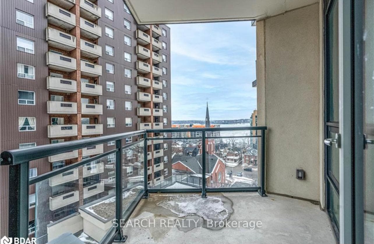 111 Worsley Street Unit 607 photo 19