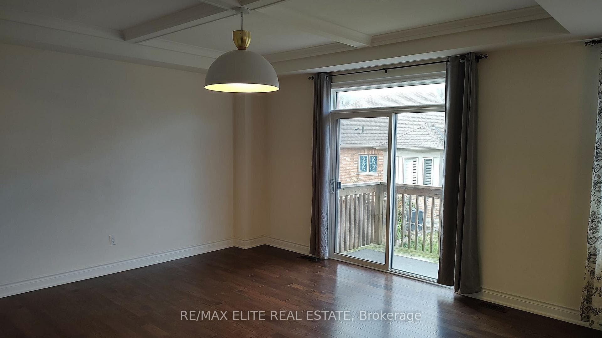 50 Walter English Drive photo 14