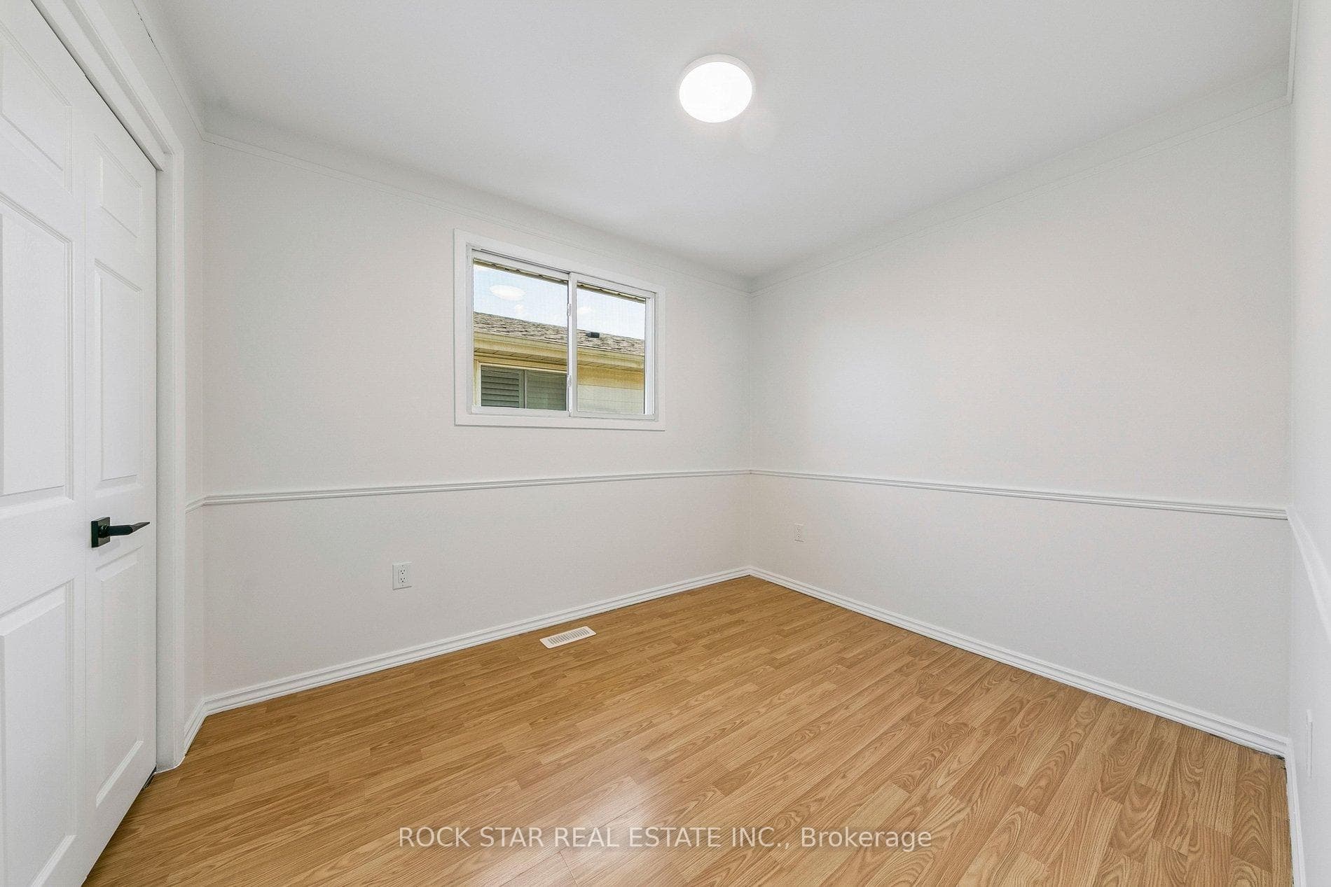 32 Lynwood Drive photo 18