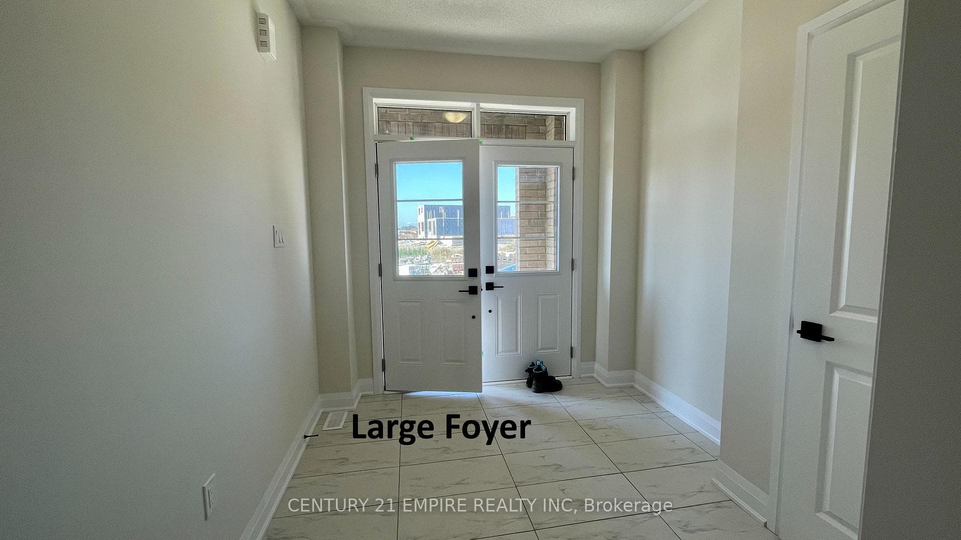 41 Lipscott Drive photo 2
