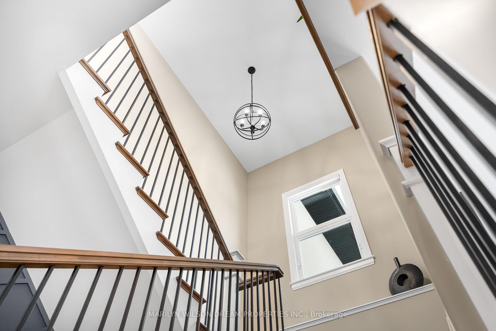 324 Hedley Way photo 36