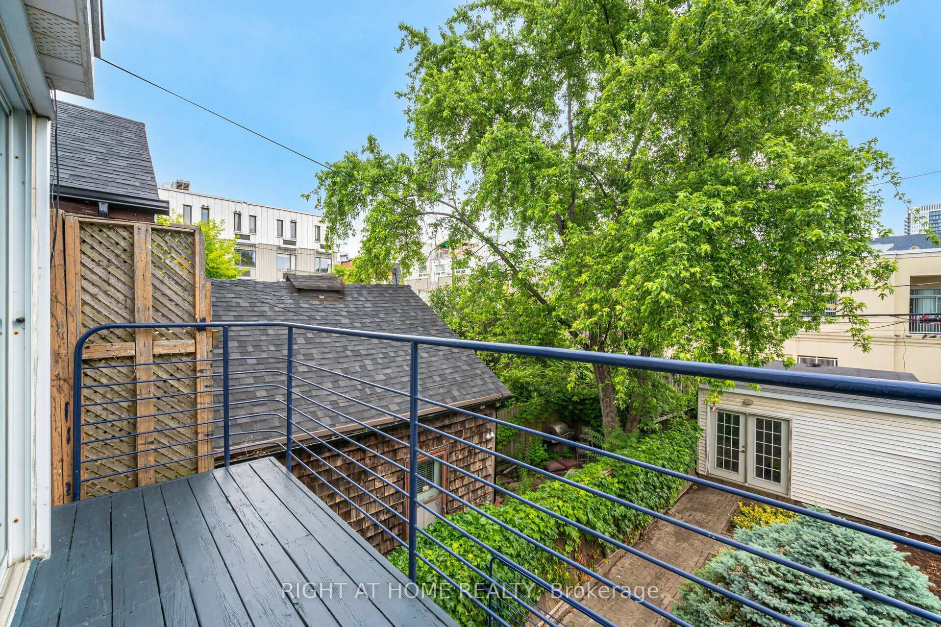 265 Berkeley Street photo 15