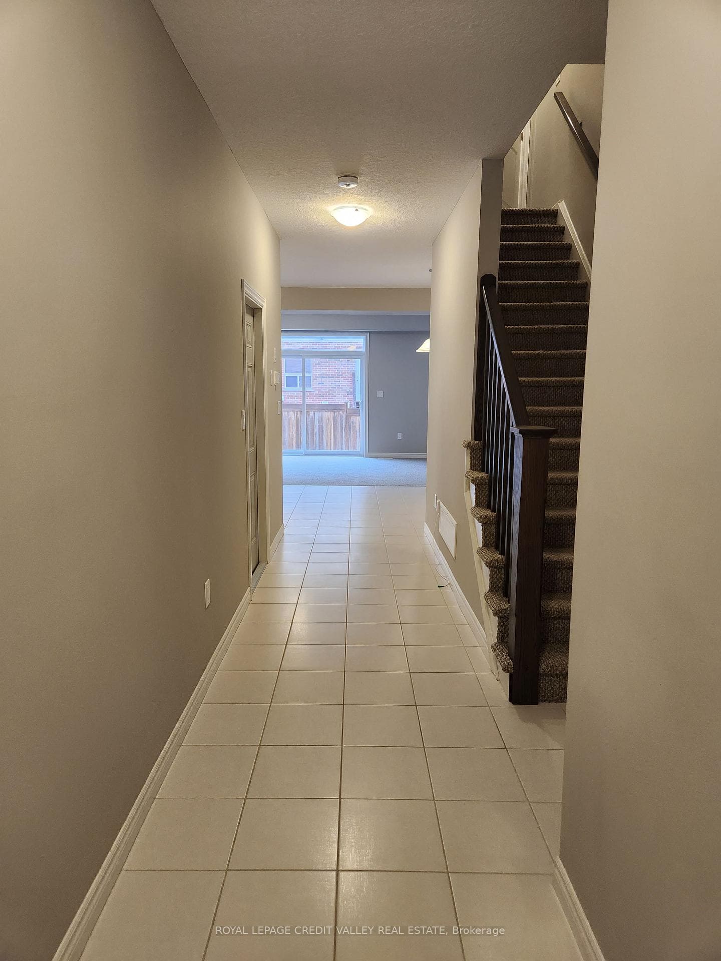 1022 Wright Drive photo 11