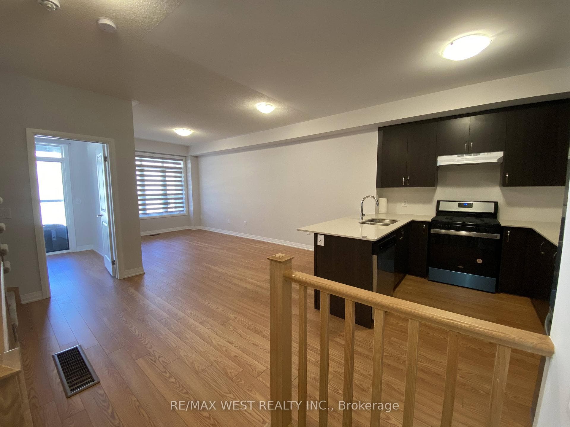 585 Colborne Street Unit 1108 photo 4