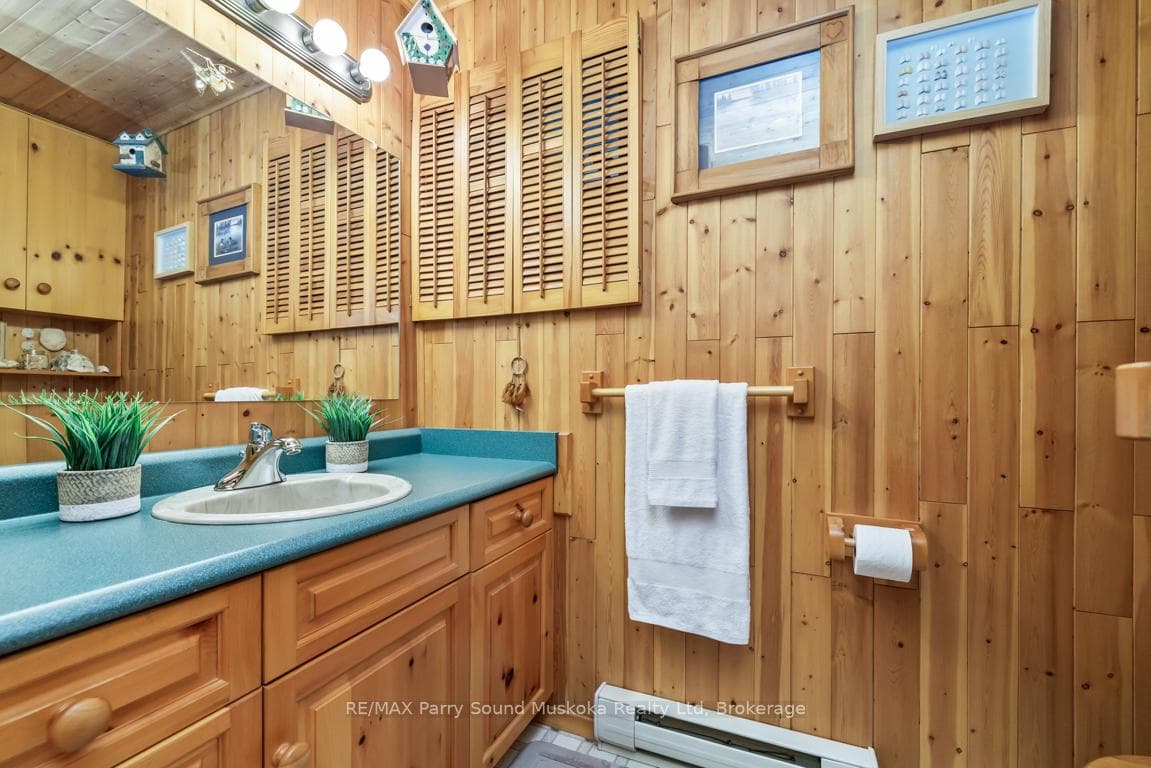 Main 4 pc bath