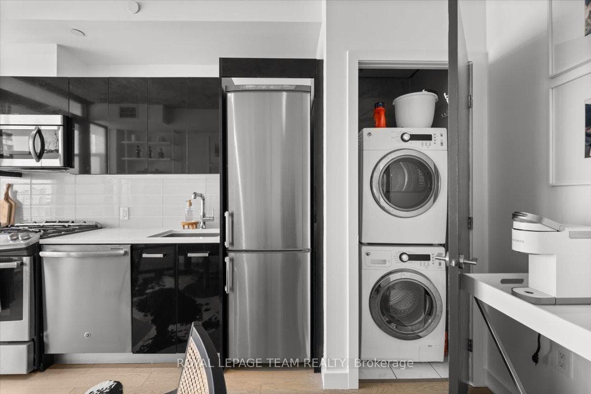 224 Lyon Street Unit 1409 photo 19