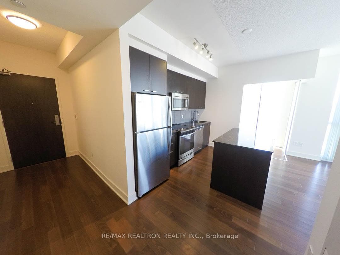 88 Sheppard Avenue Unit 1408 photo 3
