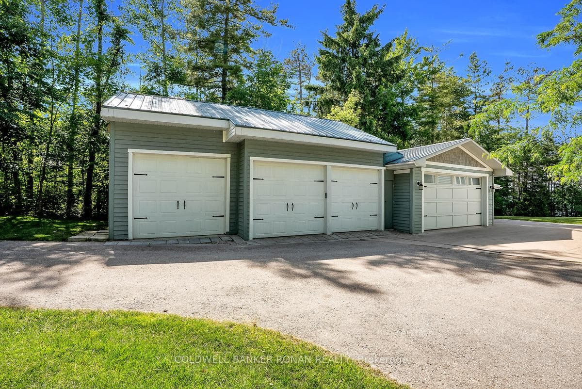 1292 Shoreview Drive photo 4