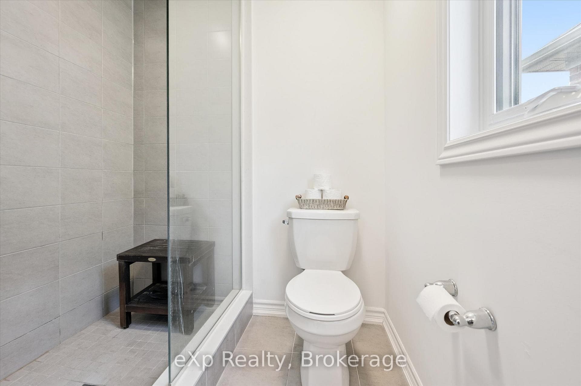 50 Elliot Avenue photo 32