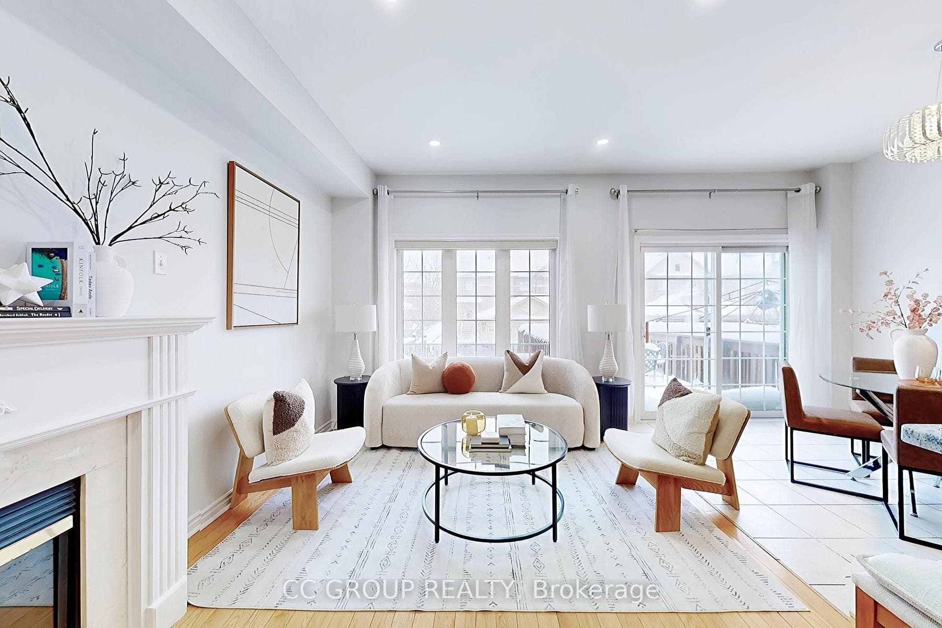 17 Lander Crescent photo 1