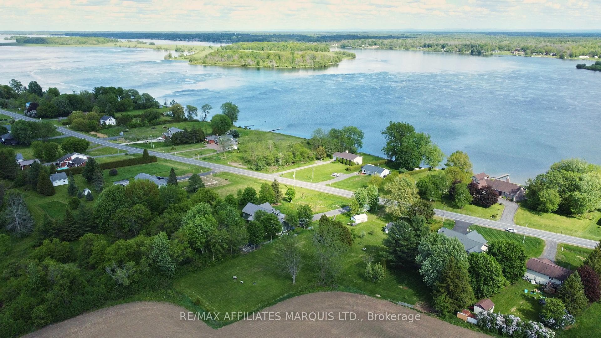 11481 Lakeshore Drive photo 15