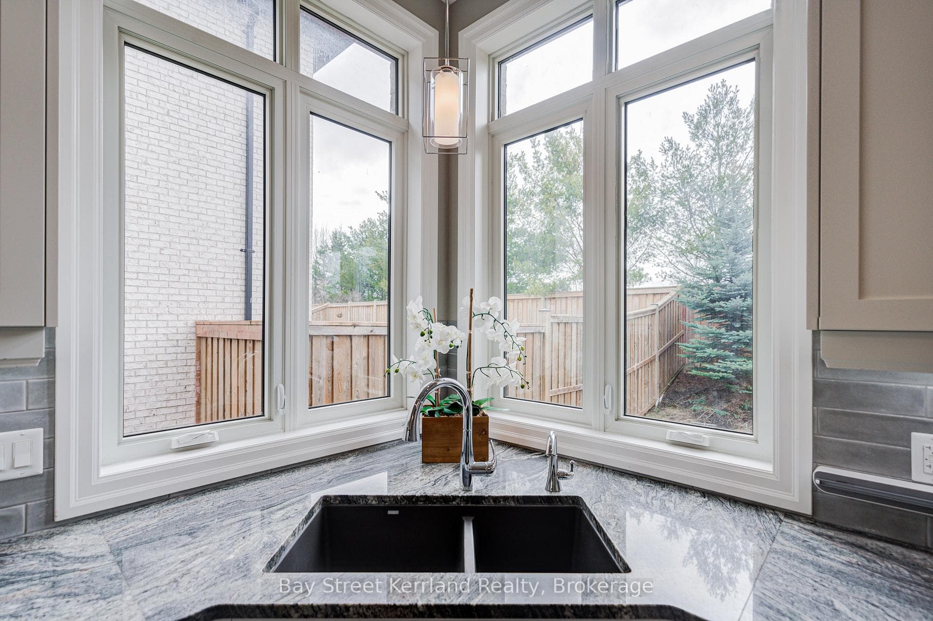 265 Chestnut Ridge photo 19