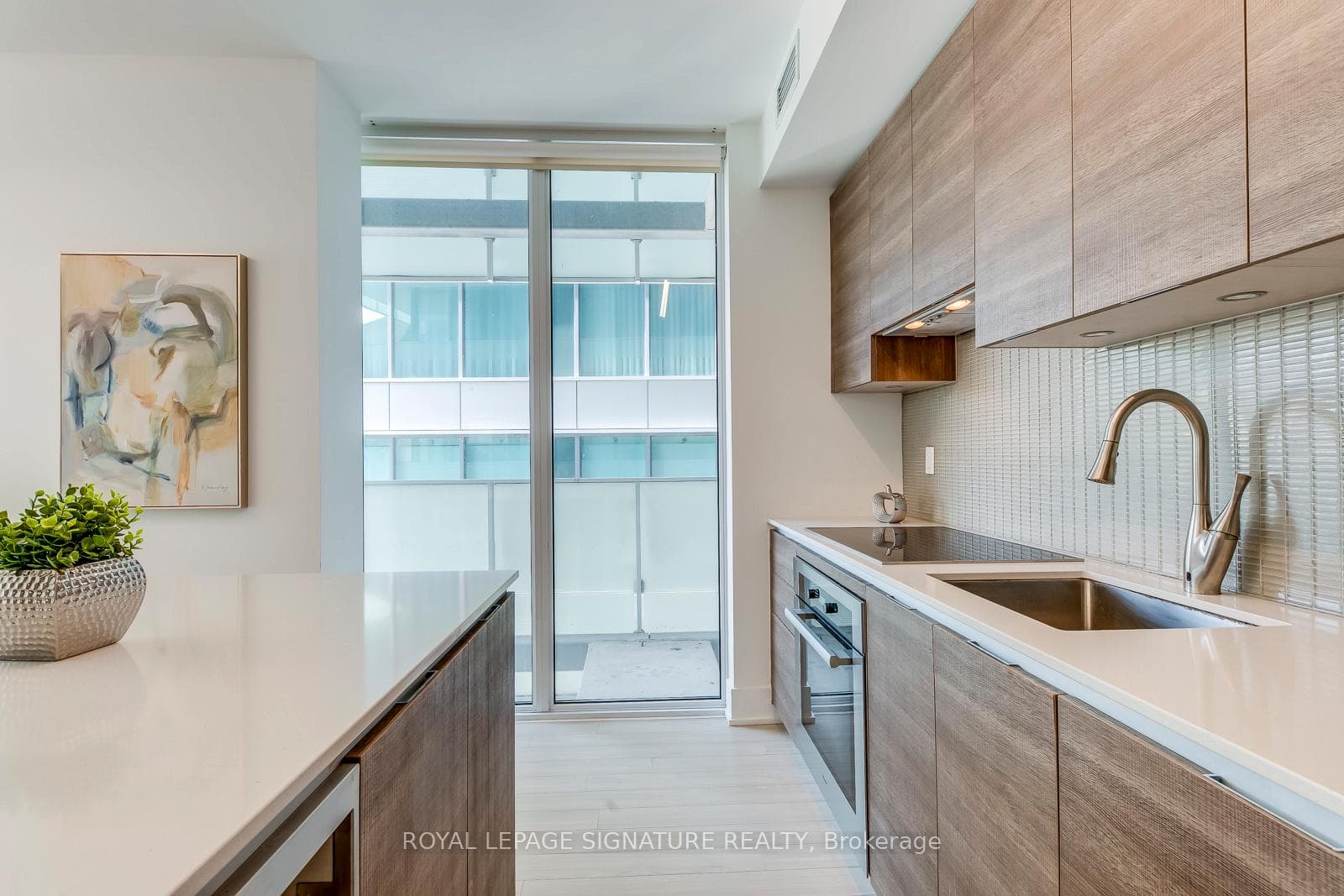 200 Bloor Street Unit 401 photo 11