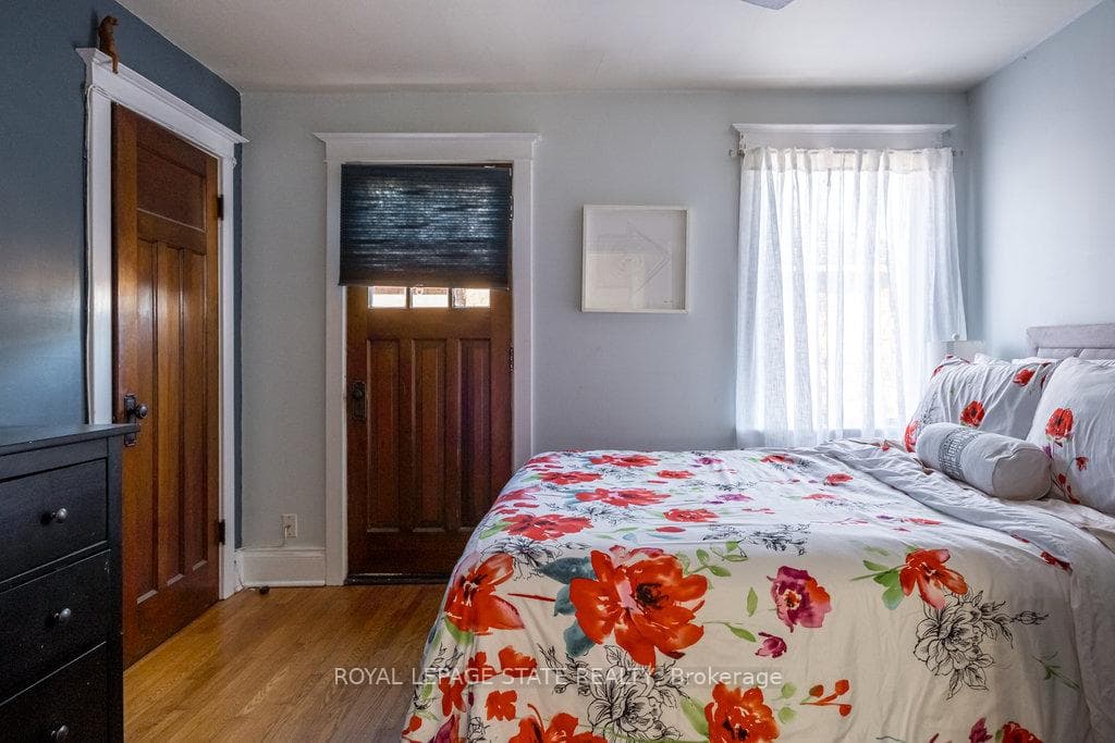 15 Connaught Avenue photo 13