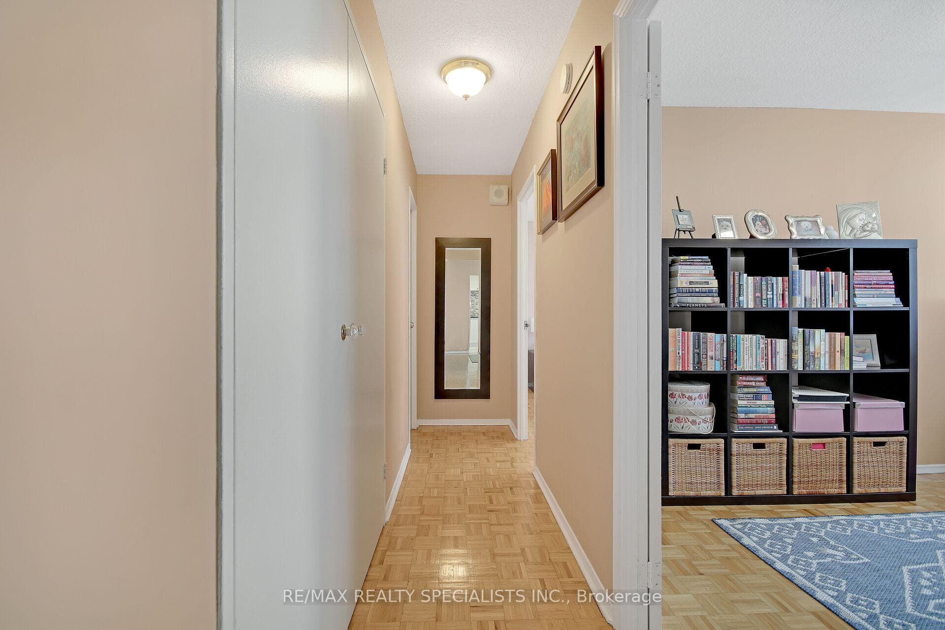 530 Lolita Gardens Unit 1511 photo 9