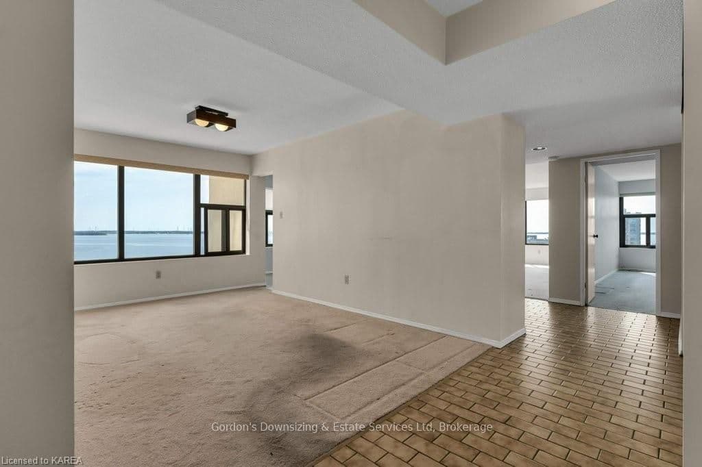 185 ONTARIO Street Unit 1301 photo 11