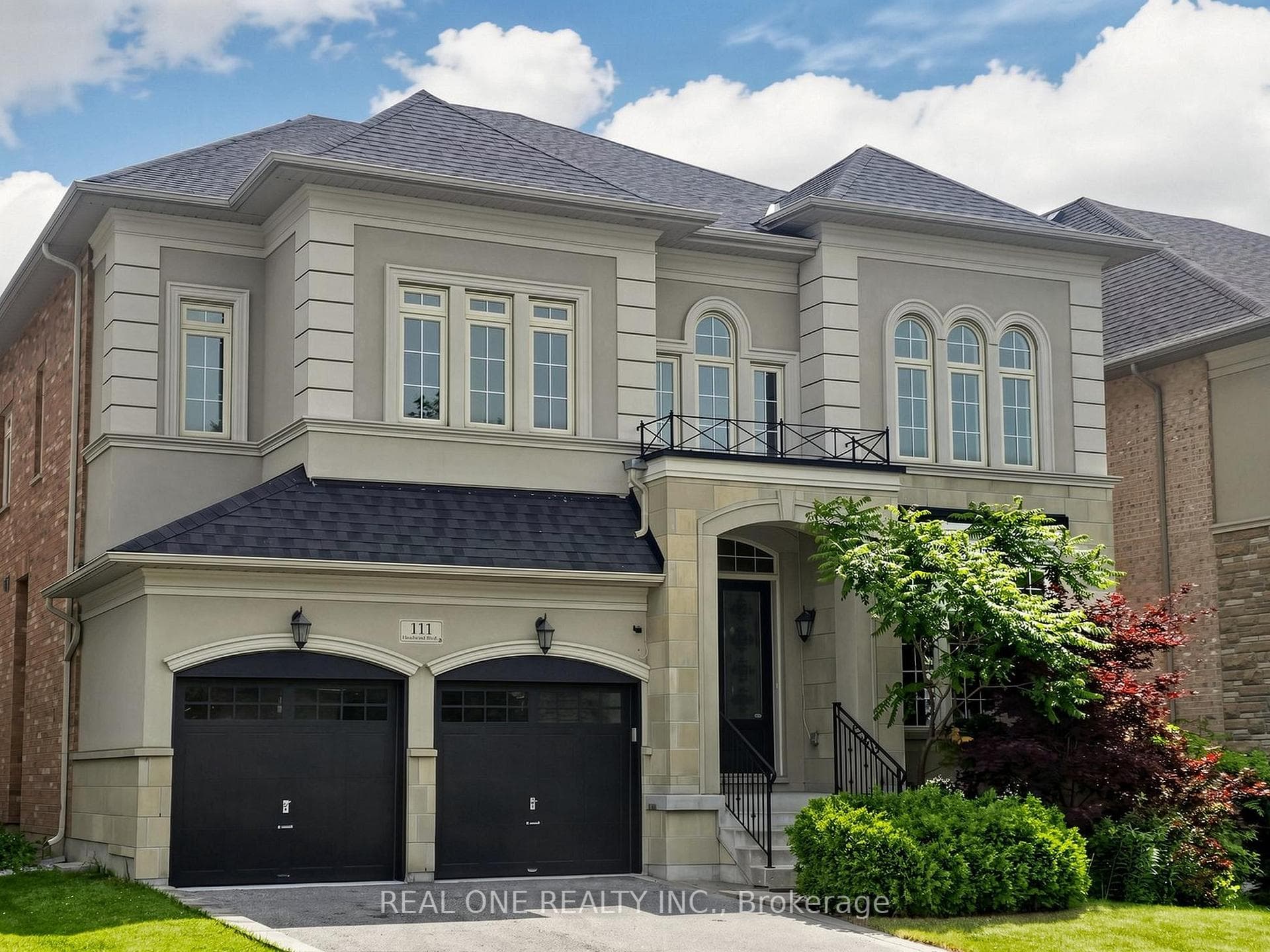 111 Headwind Boulevard photo 3