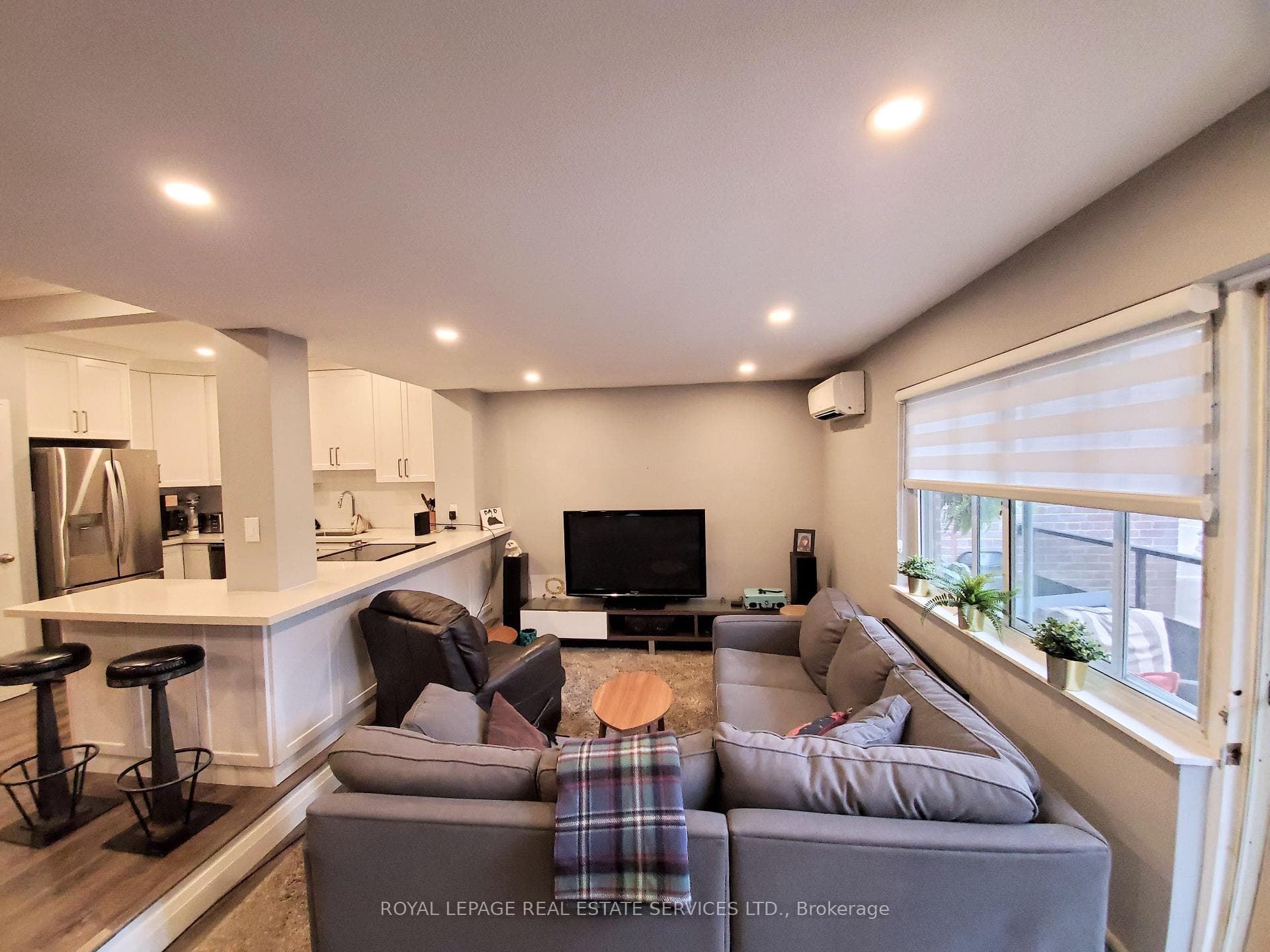15 Elizabeth Street Unit 203 photo 5