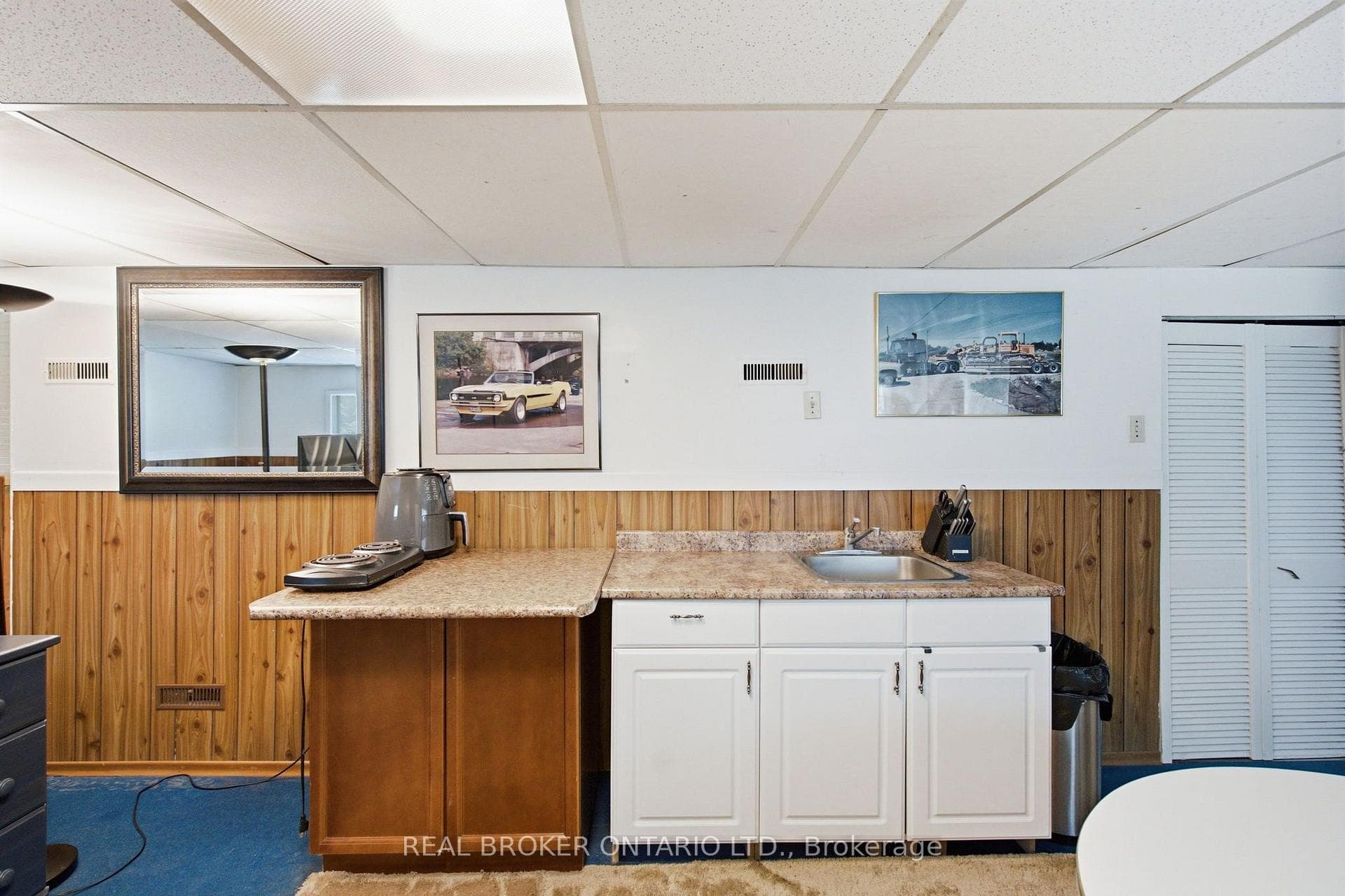785 Reid Road photo 31