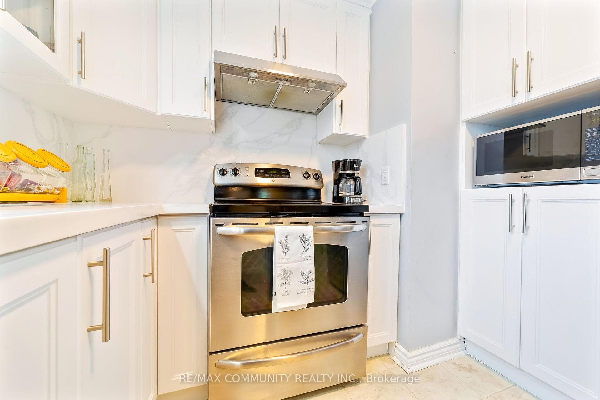764 Brimley Road photo 16