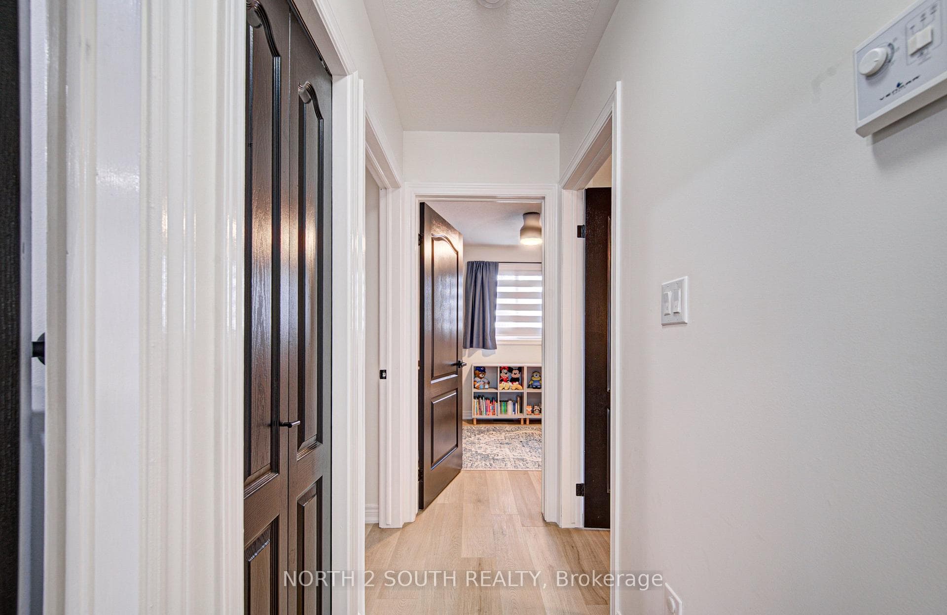 22 Long Lane photo 24
