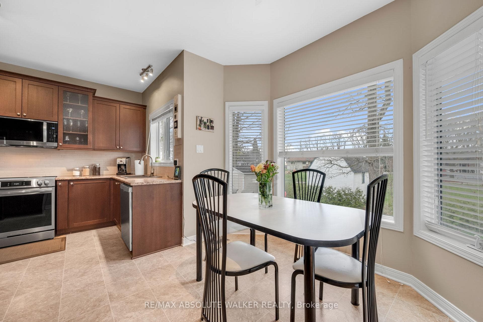 20 Mary Hill Crescent photo 13