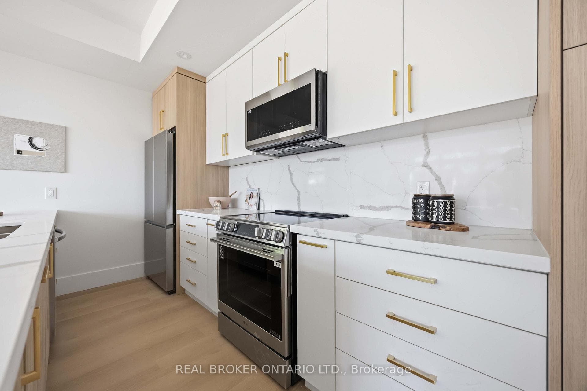 102 Boultbee Avenue Unit D photo 1
