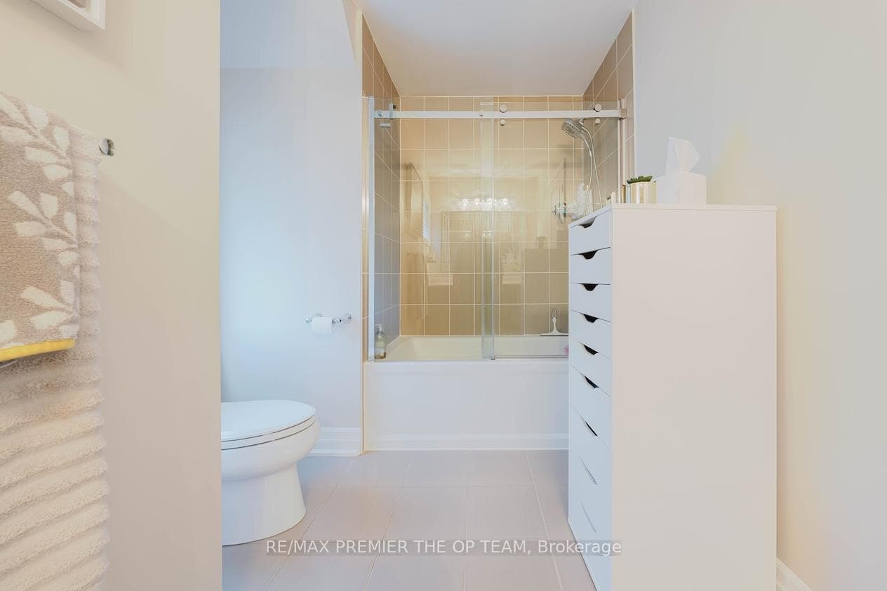 22 Adelia Place photo 28