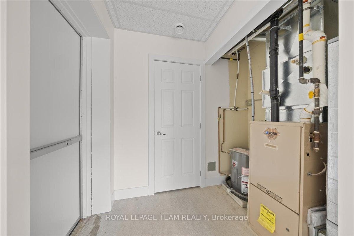 5967 Perth Street photo 10