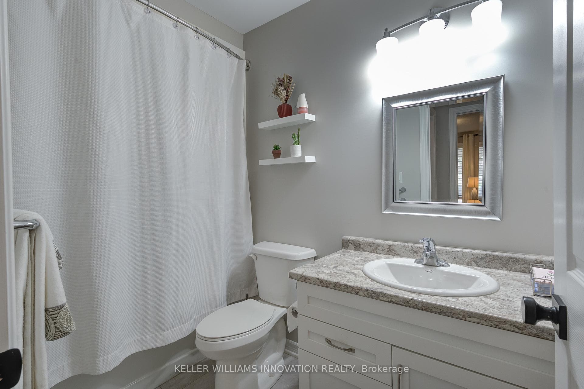 51 Devon Drive photo 17