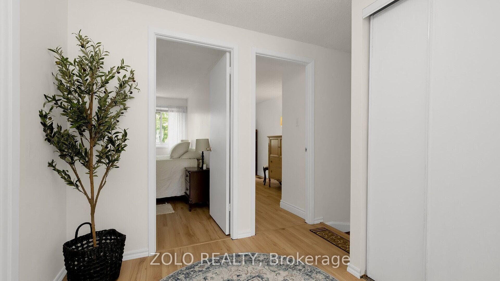 39 Jacobs Square photo 27