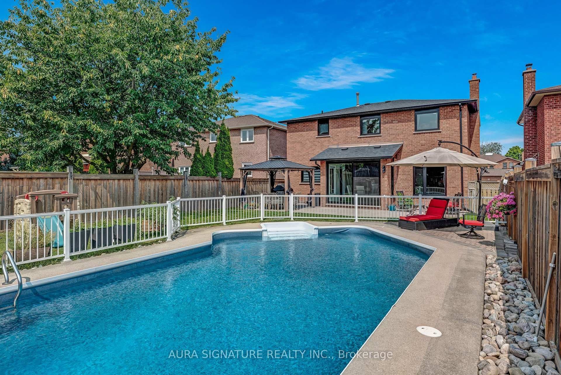 19 De Rose Avenue photo 37