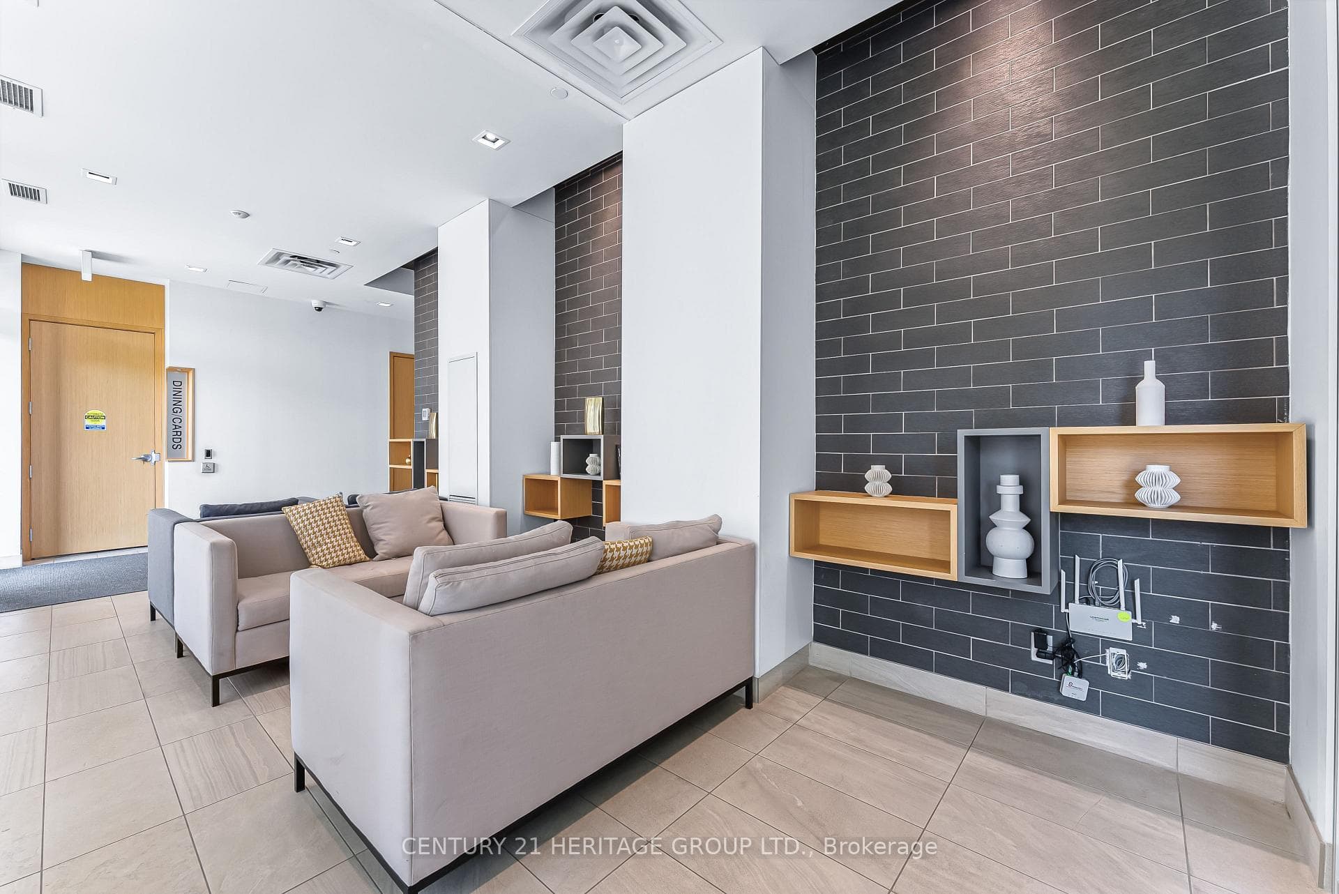 150 Fairview Mall Drive Unit 1506 photo 18