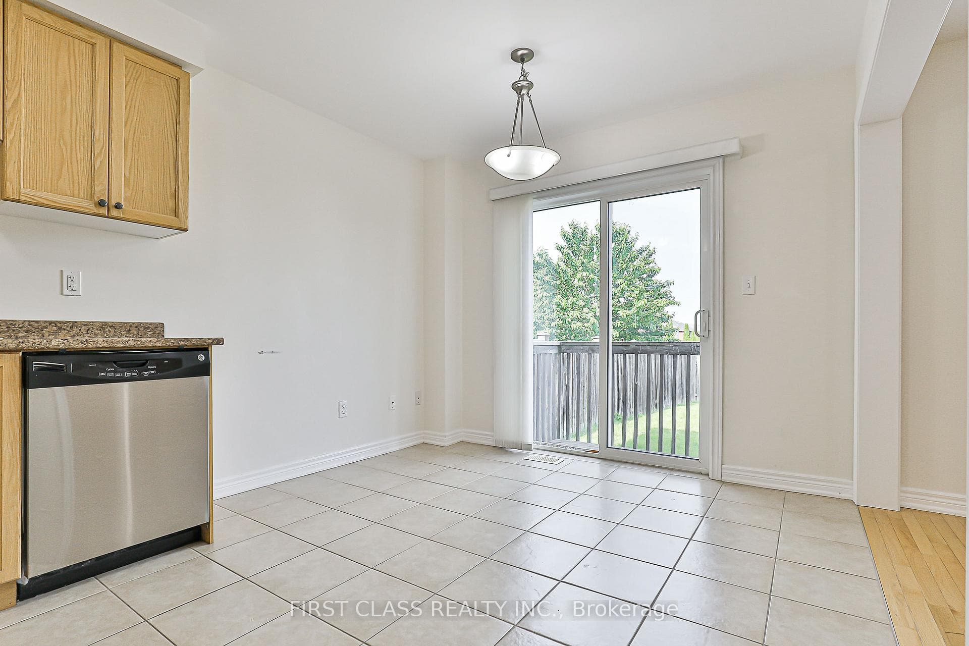 35 Kirkland Place photo 19