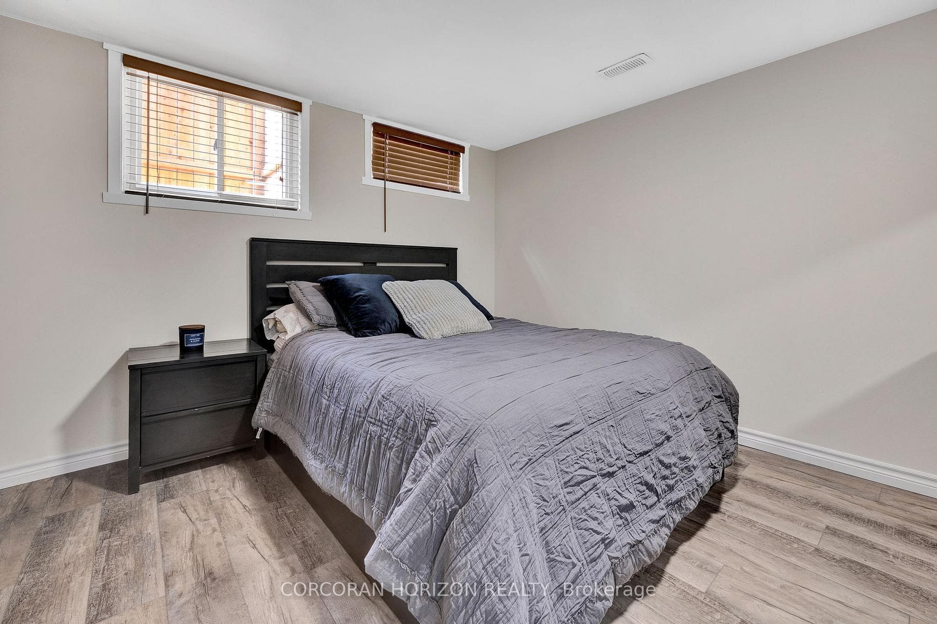 78 David Street photo 19