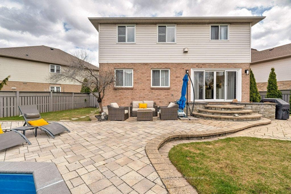 5 Mansion Court photo 45