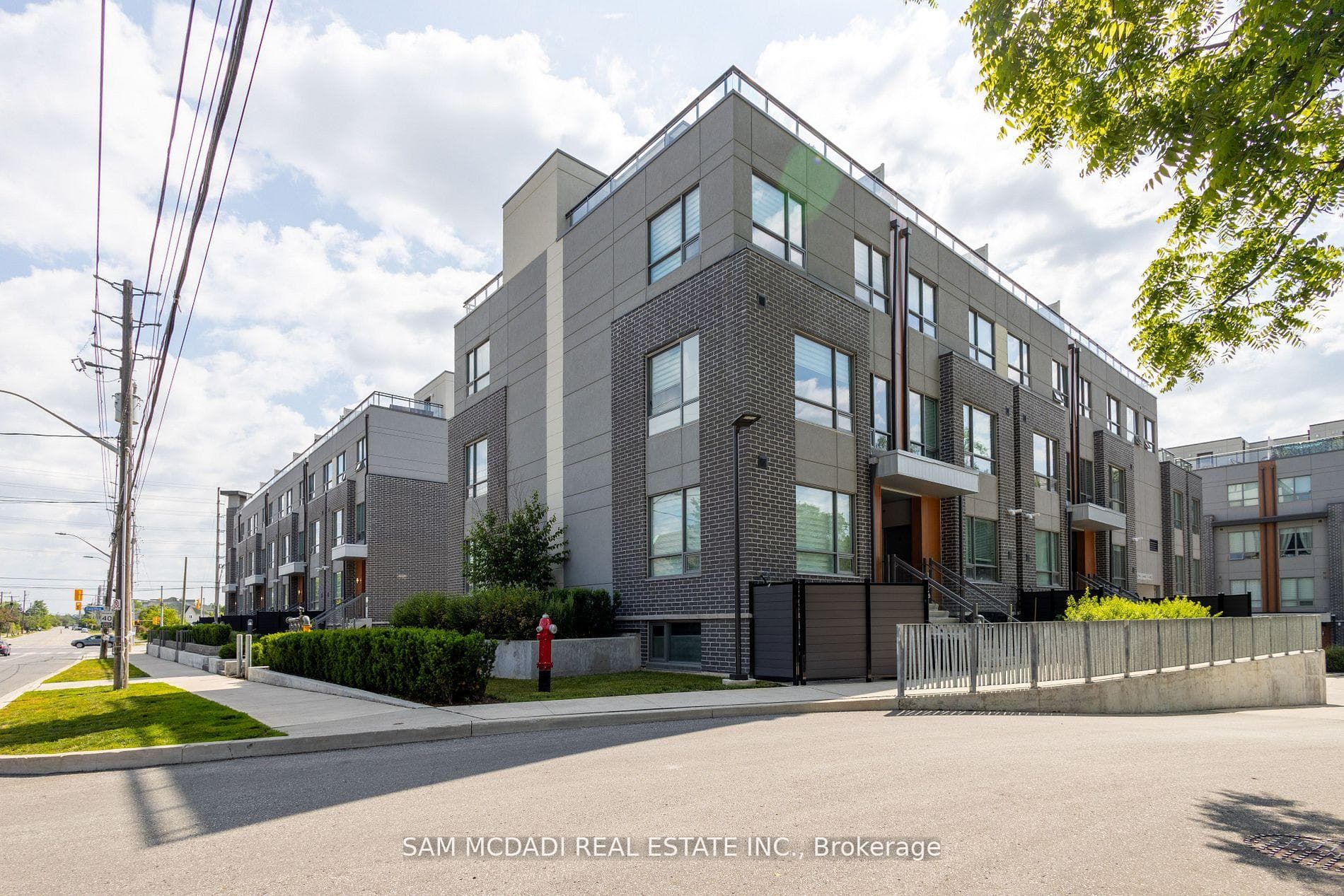 670 Atwater Avenue Unit 1 photo 1