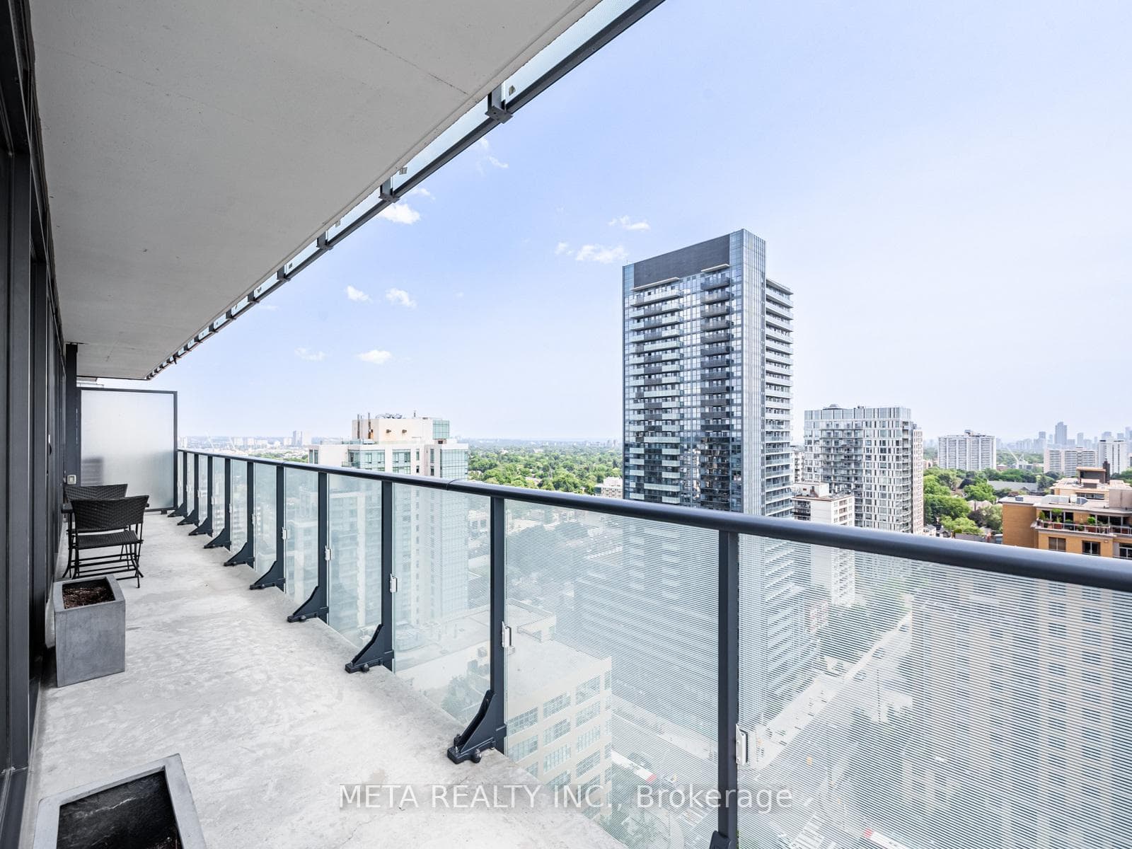 161 Roehampton Avenue Unit 2210 photo 24