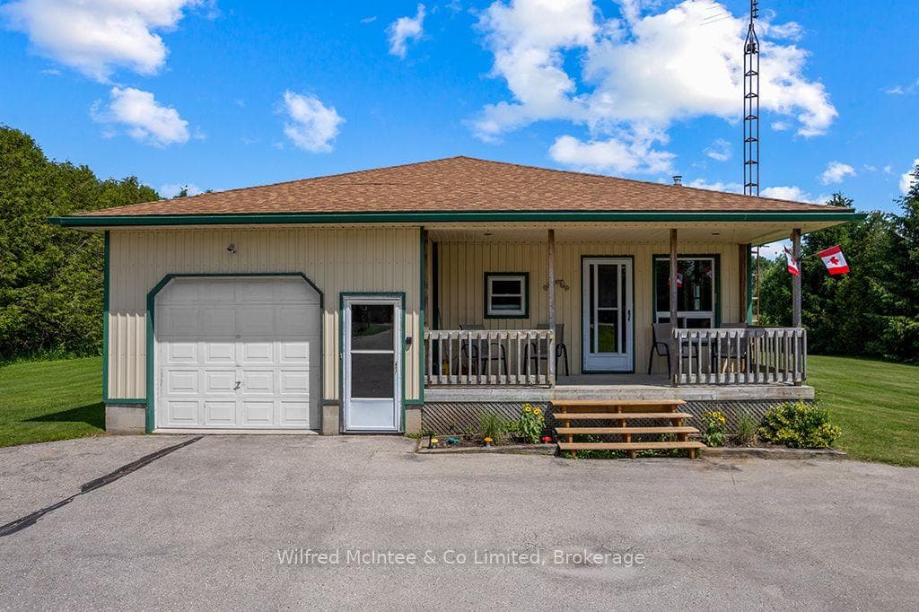 242287 CONCESSION 16 Road photo 4