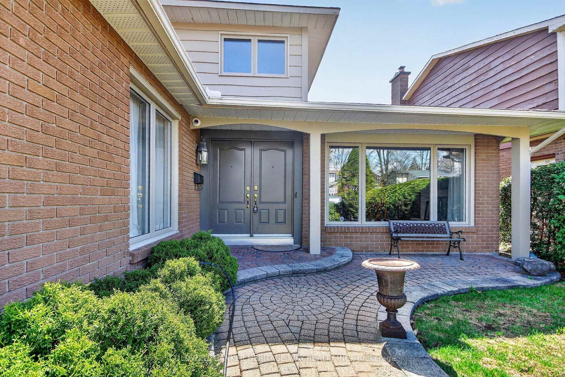 3106 Uplands Drive photo 4